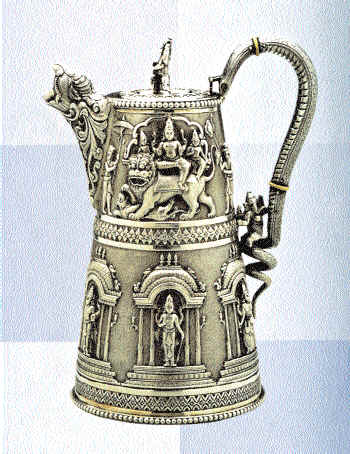 Серебряный чайник